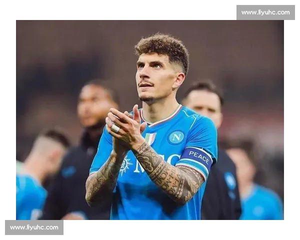 前裁判痛批 VAR 失灵：迪洛伦佐主动找接触，那不勒斯点球该取消